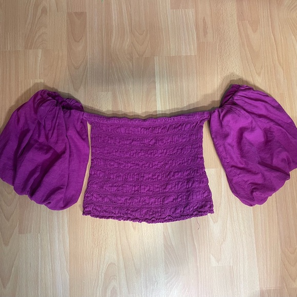 Young Fabulous & Broke Smocked and Lisbet Puff Sleeve Top in Magenta - Picture 2 of 3